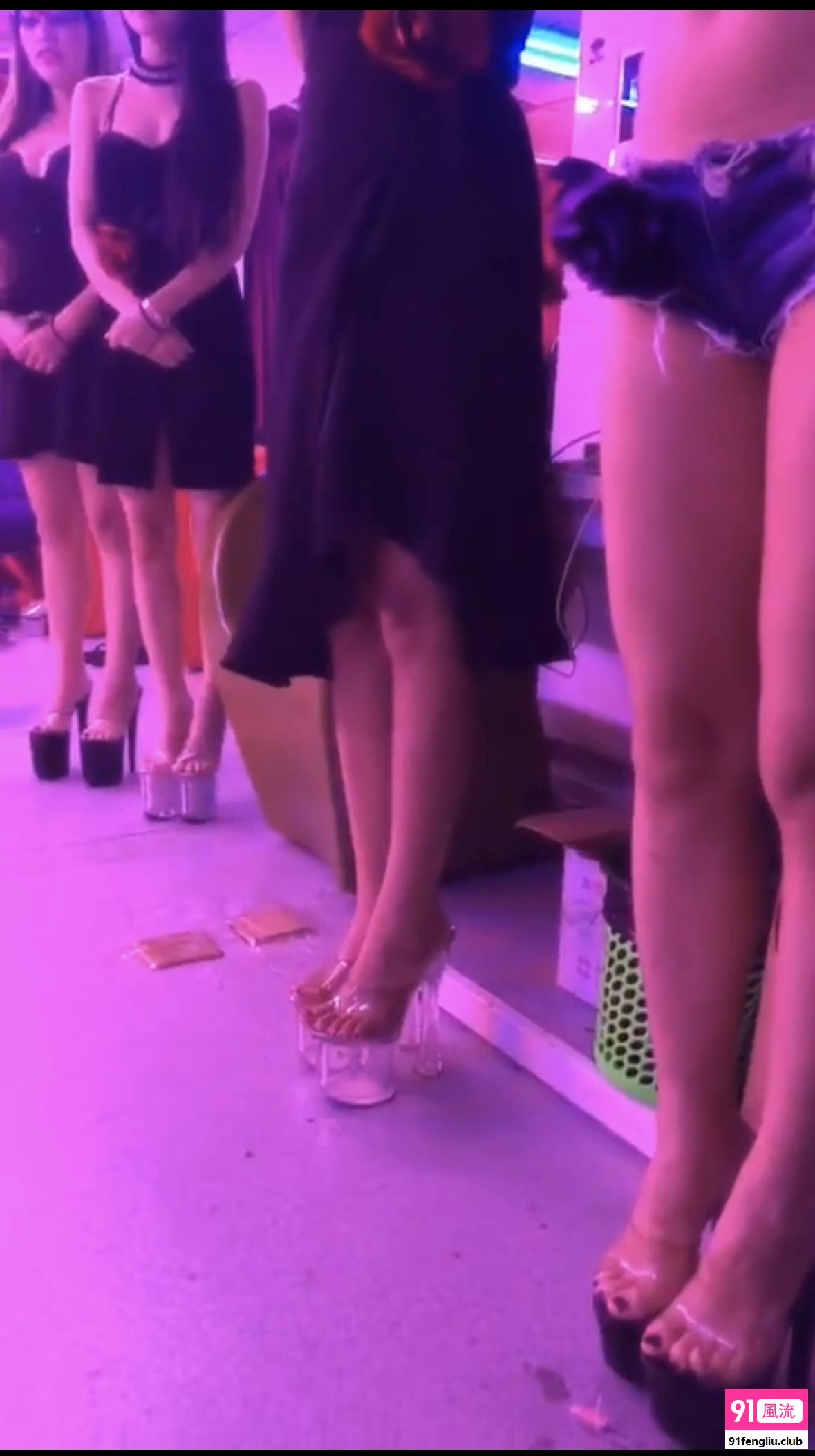 微信：xuehuan123888会所选妃